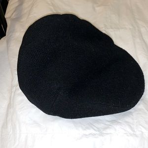 BURBERRY Black Flat Cap